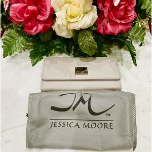 Jessica Moore Wallet. NWOT